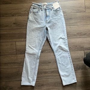 Curve Love Ultra High Rise Slim Straight Jeans